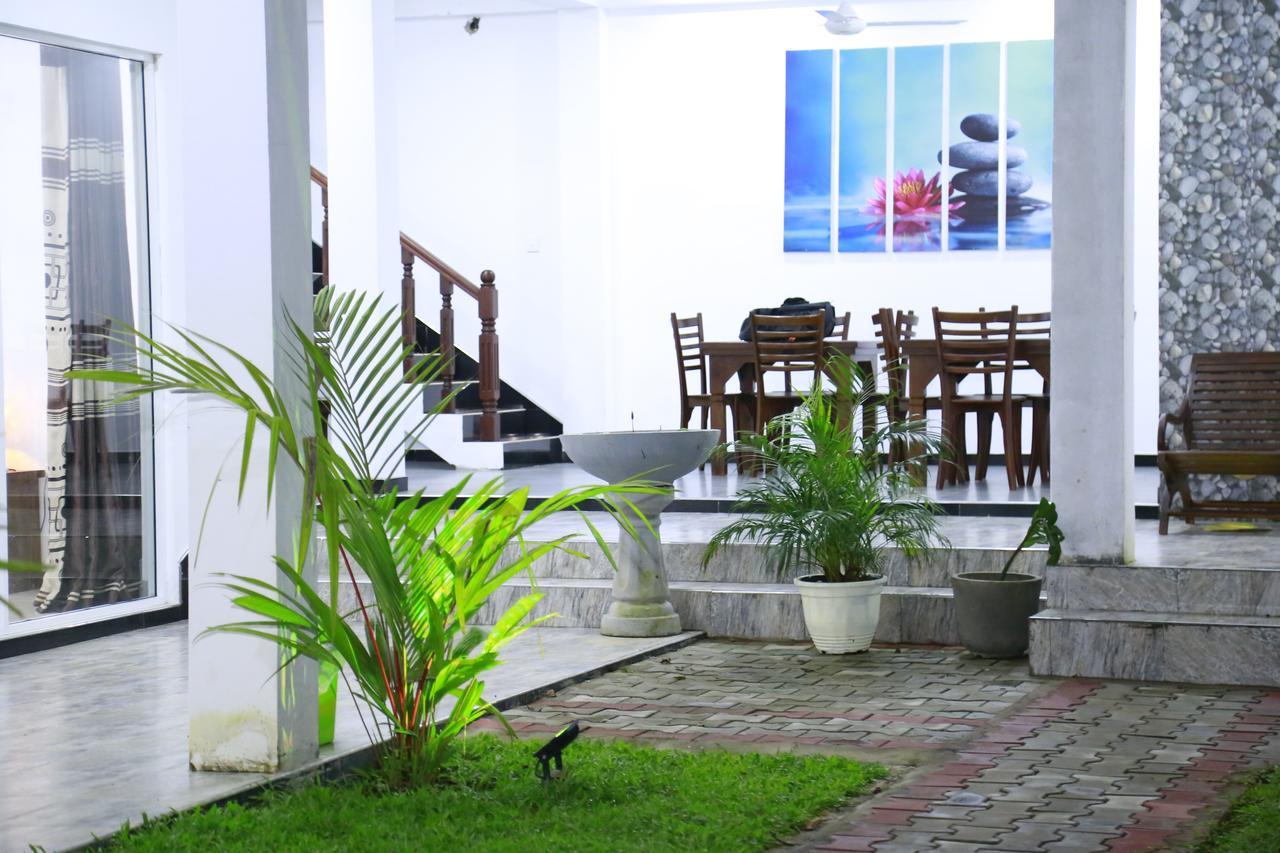 Lotus Dreams Guesthouse Weligama Exterior foto